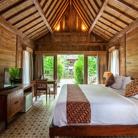 Outpost Ubud Bungalows ภายนอก รูปภาพ