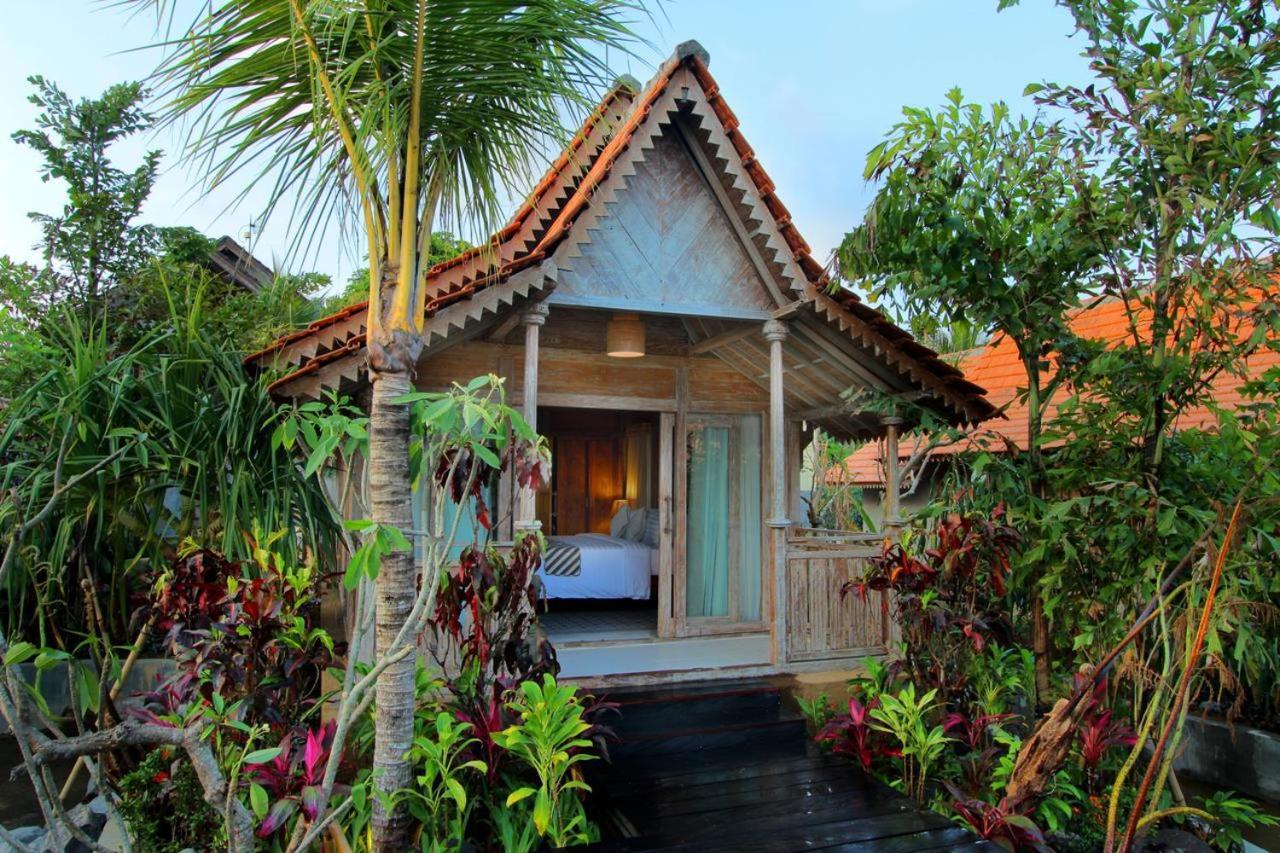 Outpost Ubud Bungalows ภายนอก รูปภาพ